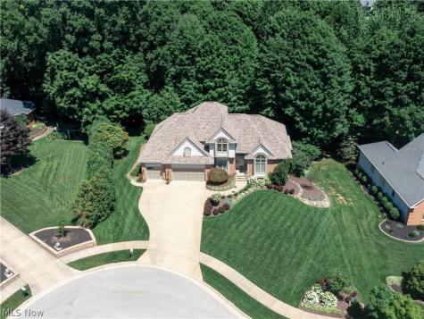 2039 Bent Creek Trail Cuyahoga Falls OH 44223