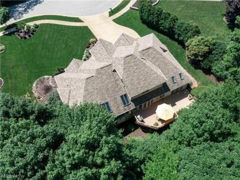 2039 Bent Creek Trail Cuyahoga Falls OH 44223