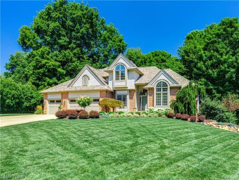 2039 Bent Creek Trail Cuyahoga Falls OH 44223