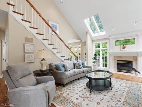 2039 Bent Creek Trail Cuyahoga Falls OH 44223