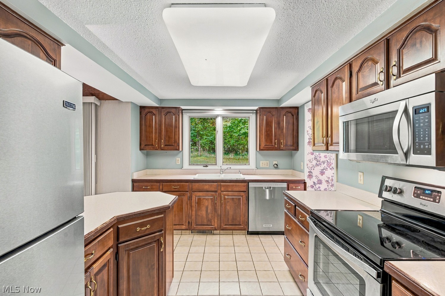 709 Fieldcrest Court Northfield OH 44067