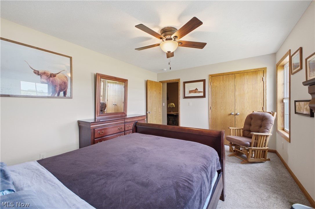 4909 Knox School Road Homeworth OH 44634