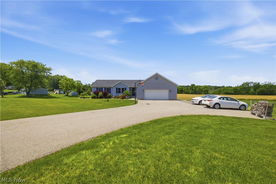 4909 Knox School Road Homeworth OH 44634