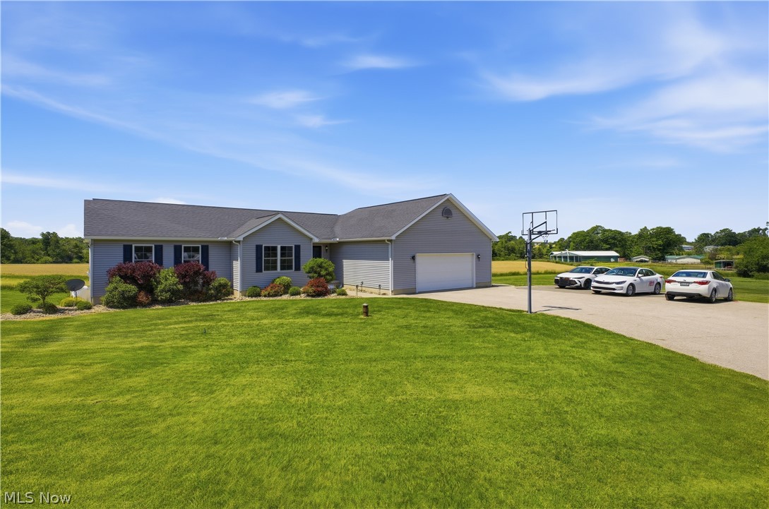 4909 Knox School Road Homeworth OH 44634