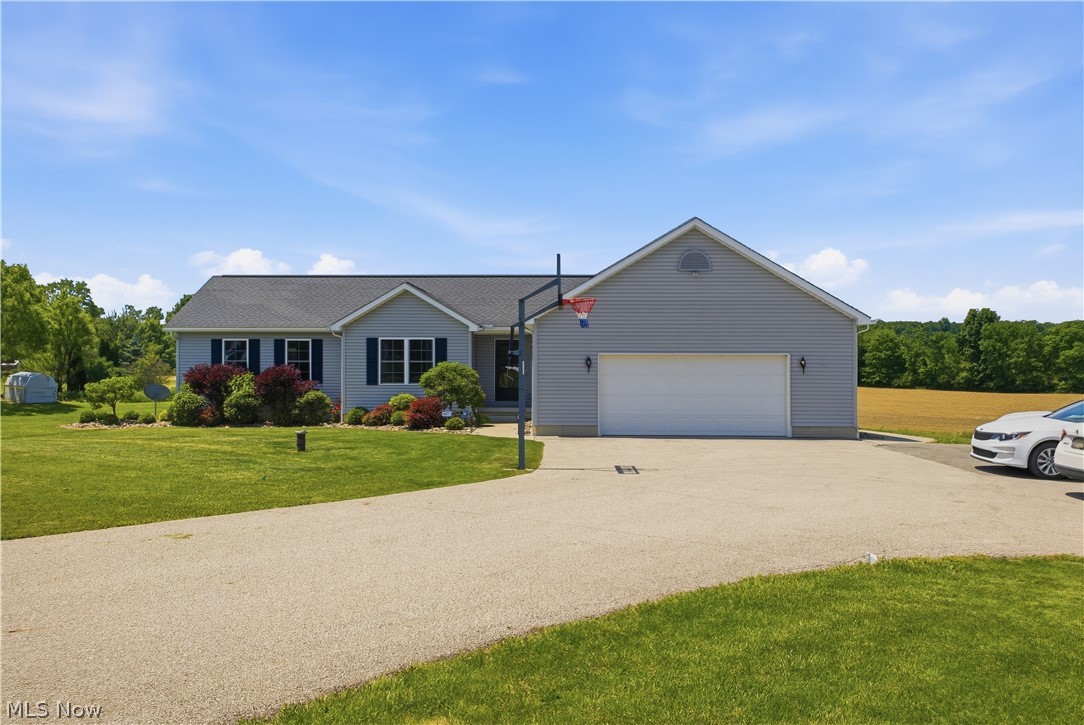 4909 Knox School Road Homeworth OH 44634