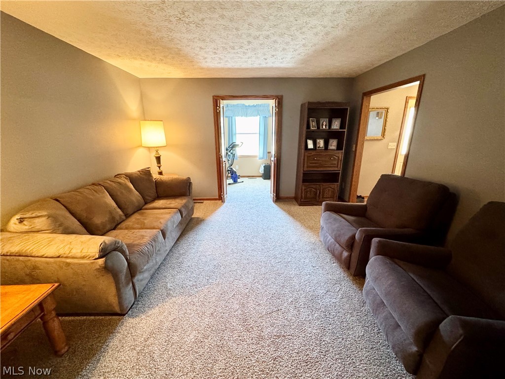 6385 Harbor Drive NW Canton OH 44718
