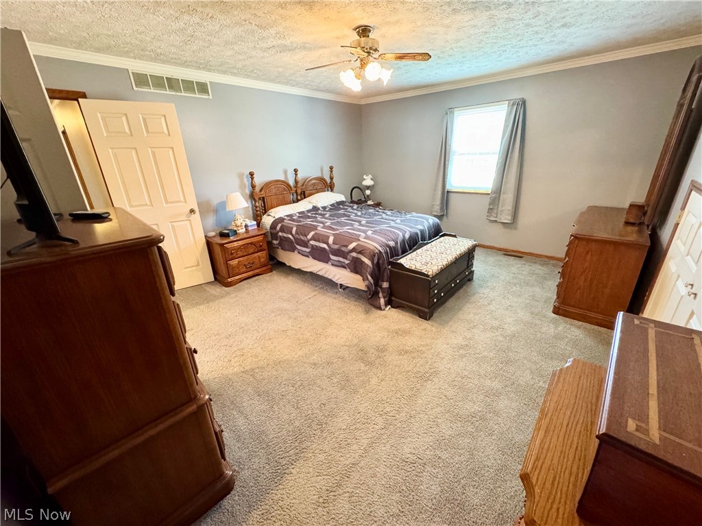 6385 Harbor Drive NW Canton OH 44718