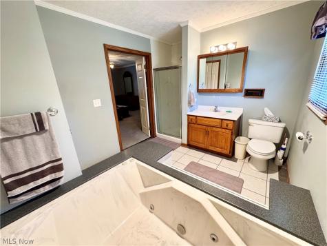 6385 Harbor Drive NW Canton OH 44718