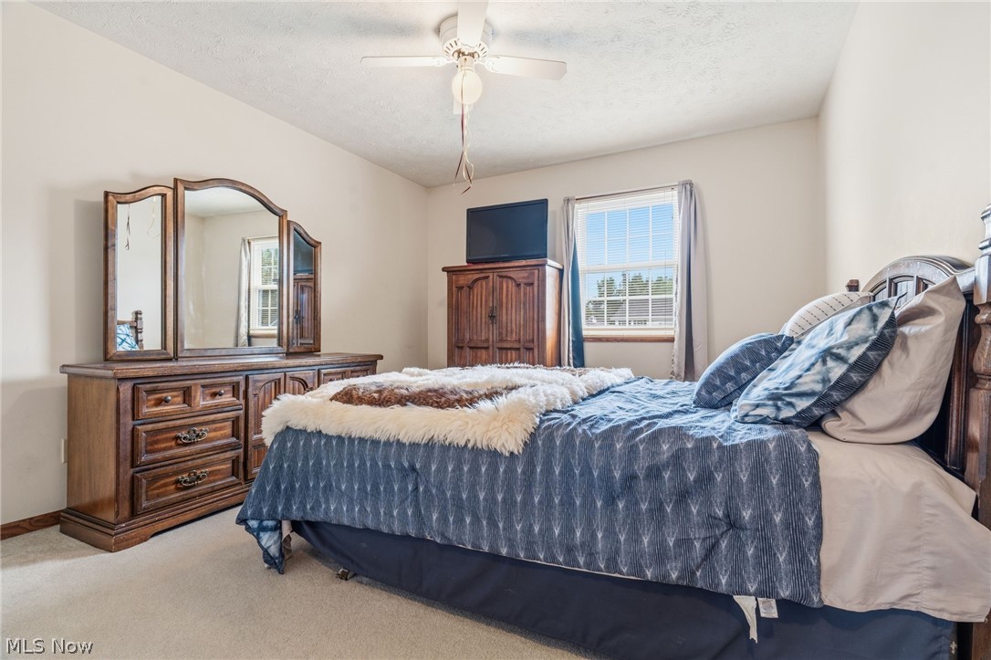 6385 Harbor Drive NW Canton OH 44718