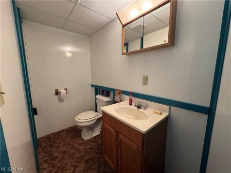 6385 Harbor Drive NW Canton OH 44718