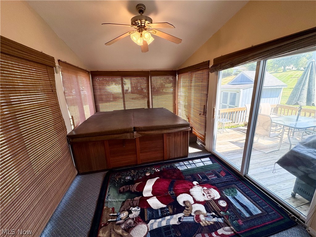 6385 Harbor Drive NW Canton OH 44718