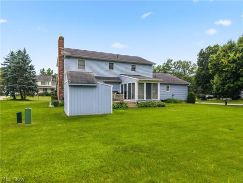 6385 Harbor Drive NW Canton OH 44718
