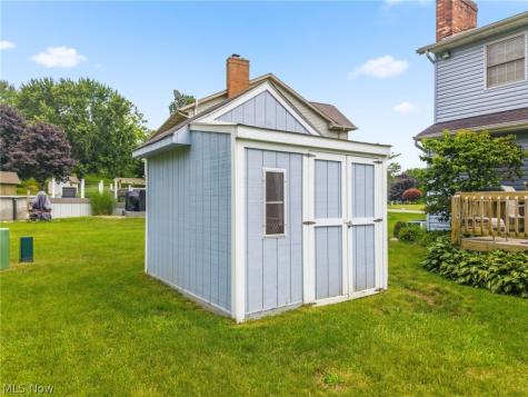 6385 Harbor Drive NW Canton OH 44718