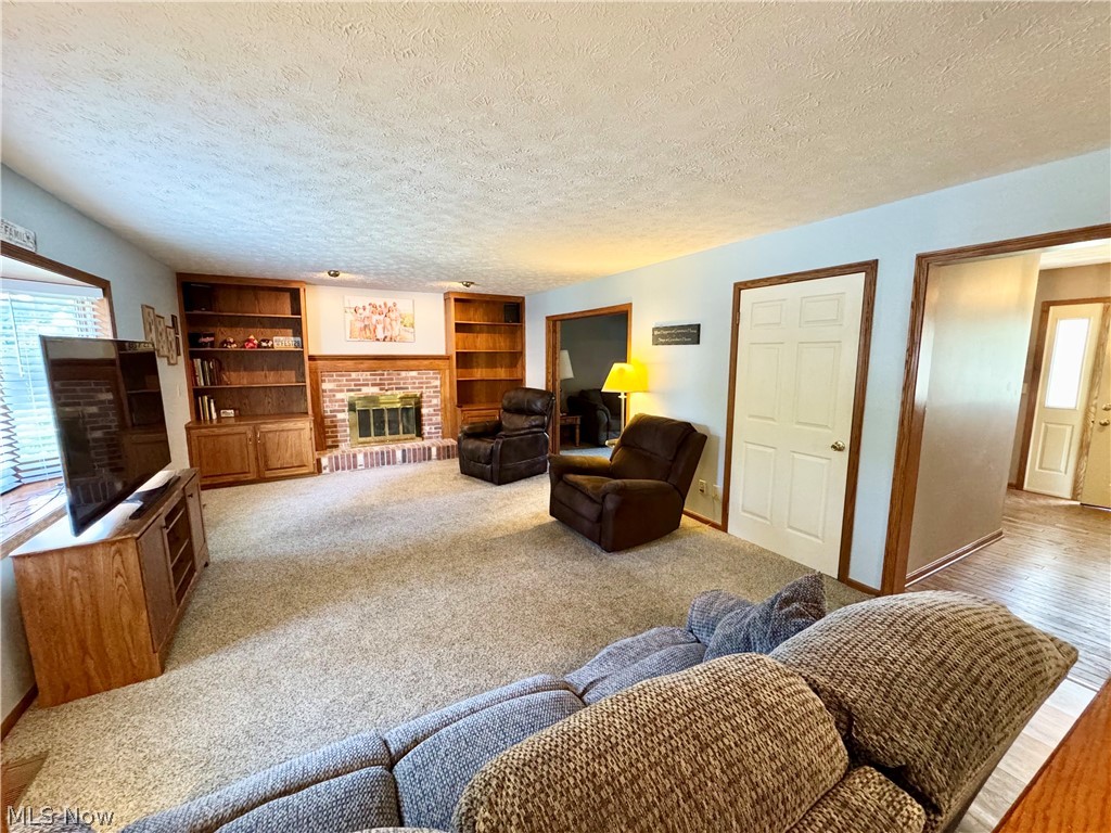 6385 Harbor Drive NW Canton OH 44718