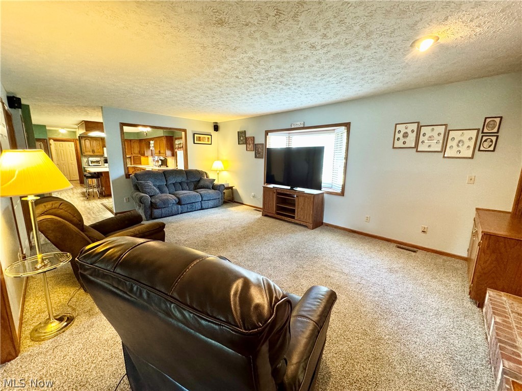 6385 Harbor Drive NW Canton OH 44718