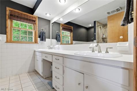 858 Cliffside Drive Akron OH 44313
