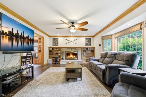 858 Cliffside Drive Akron OH 44313