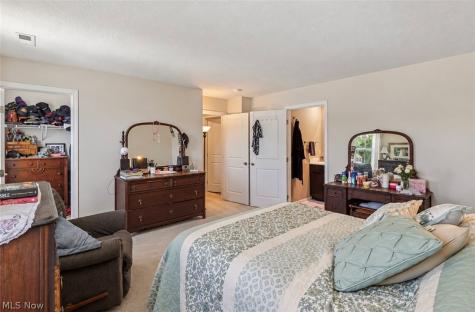 34329 Sylvia Drive Eastlake OH 44095