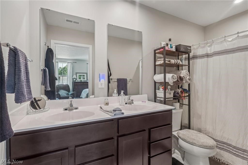 34329 Sylvia Drive Eastlake OH 44095