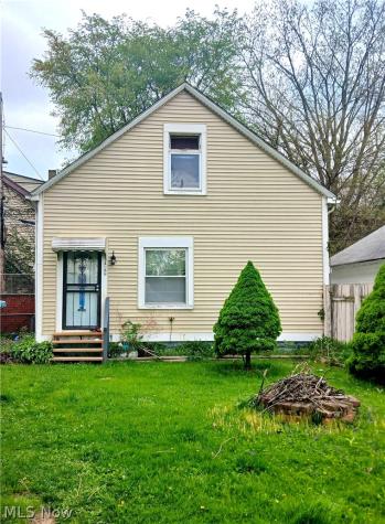 3080 W 46th Street Cleveland OH 44102