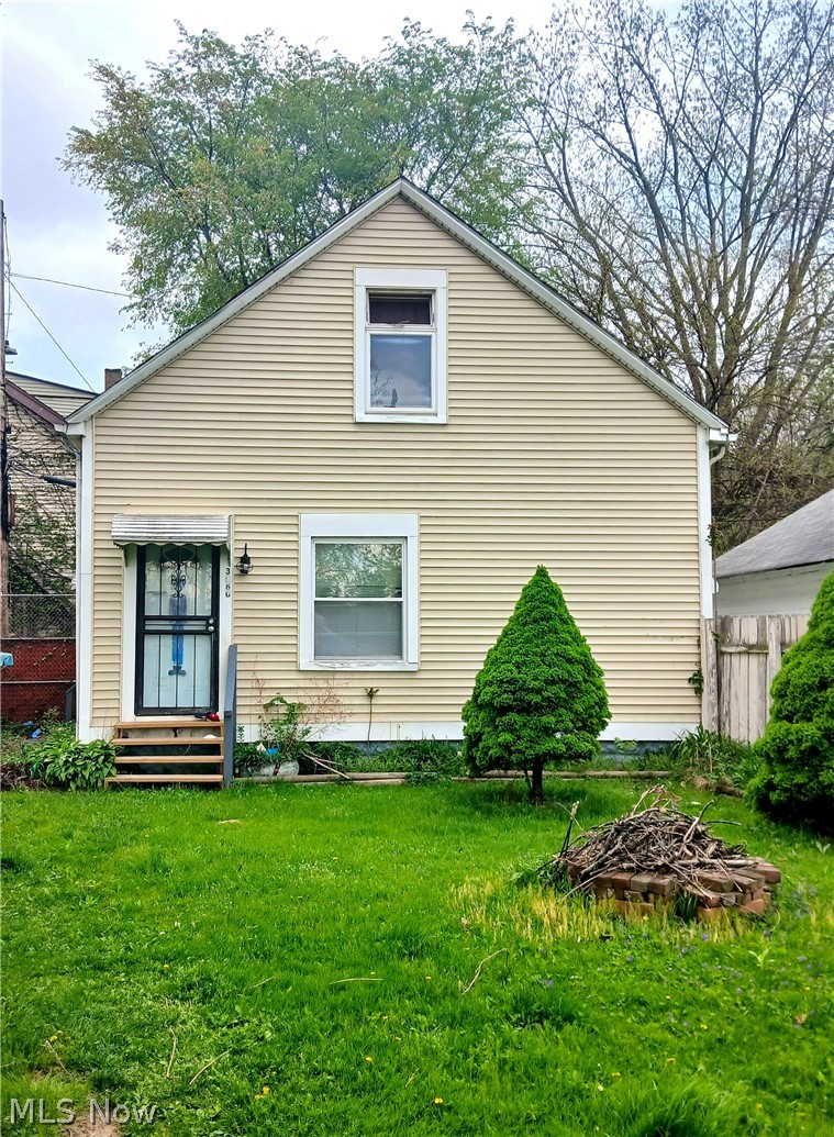 3080 W 46th Street Cleveland OH 44102