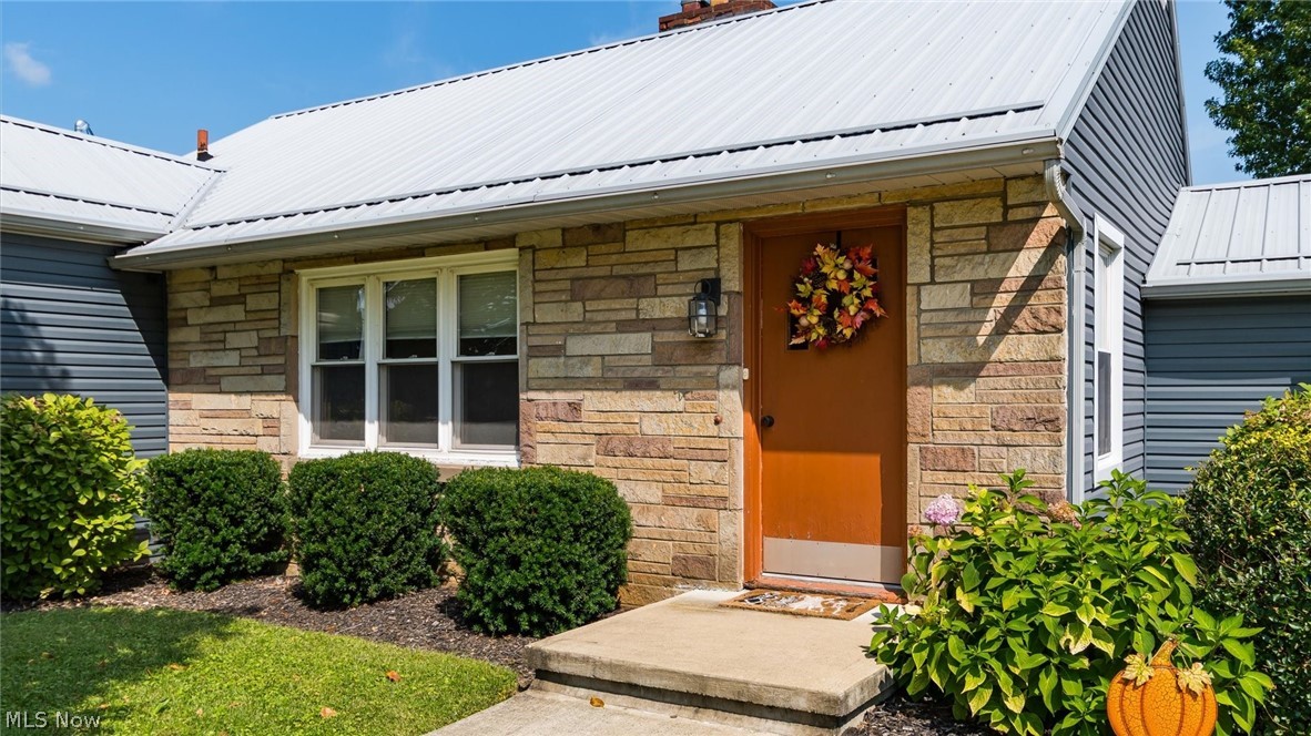 1617 Doaks Lane Zanesville OH 43701