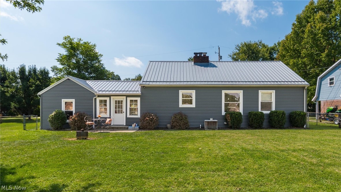1617 Doaks Lane Zanesville OH 43701