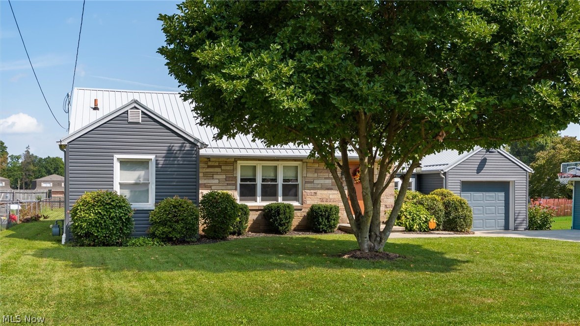 1617 Doaks Lane Zanesville OH 43701