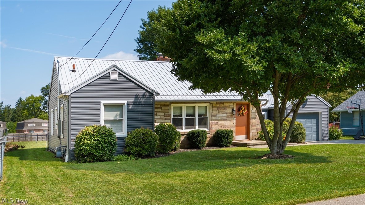 1617 Doaks Lane Zanesville OH 43701
