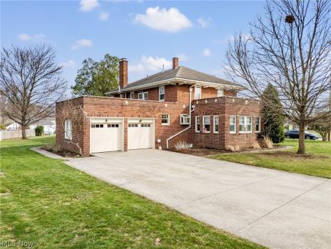 1015 Portage Street NW North Canton OH 44720