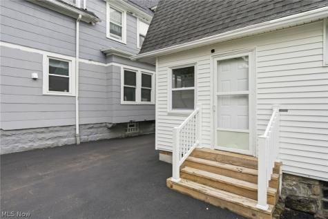 1441 W 114th Street Cleveland OH 44102