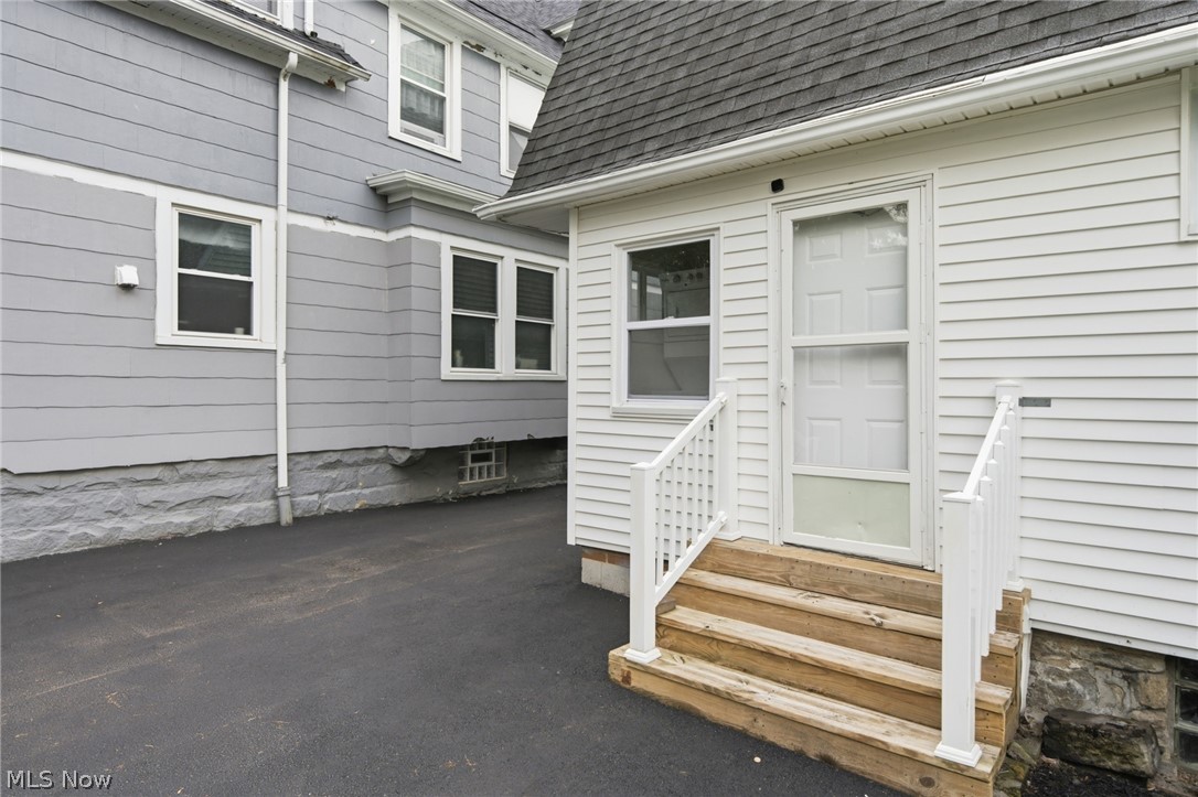 1441 W 114th Street Cleveland OH 44102