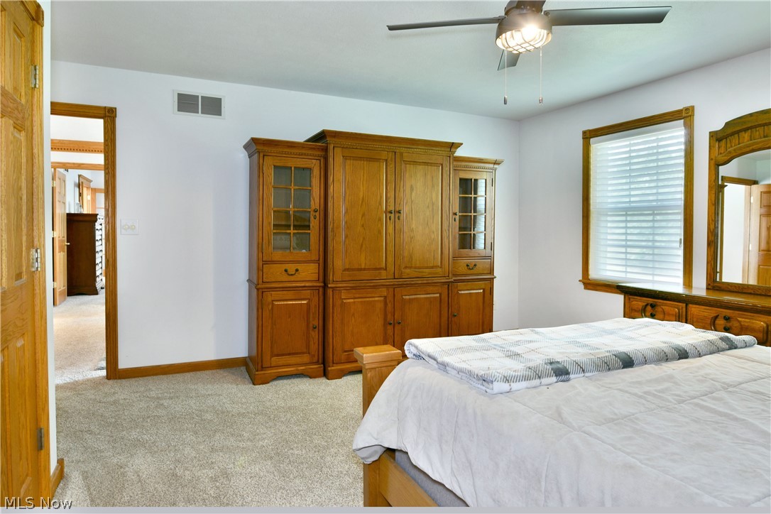 2412 East Pointe Drive SE Howland OH 44484