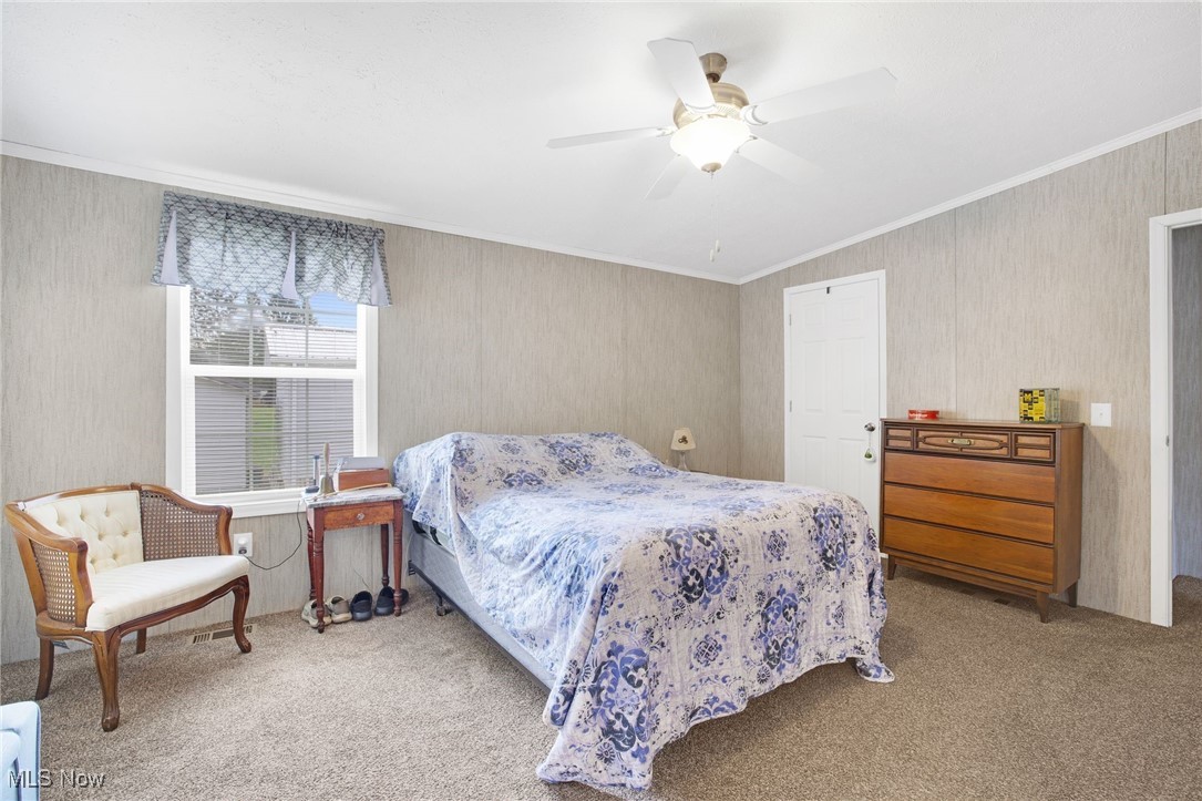 32 C Street SW Navarre OH 44662