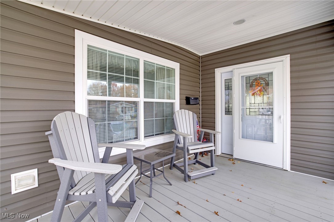 32 C Street SW Navarre OH 44662