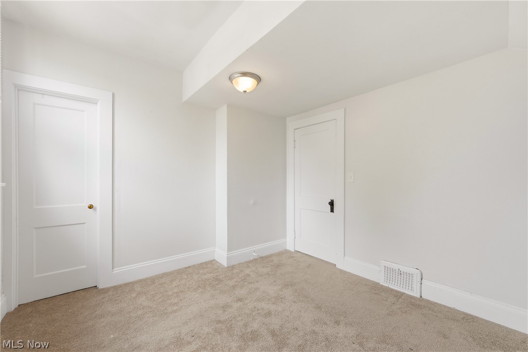 3810 Highland Road Cleveland OH 44111