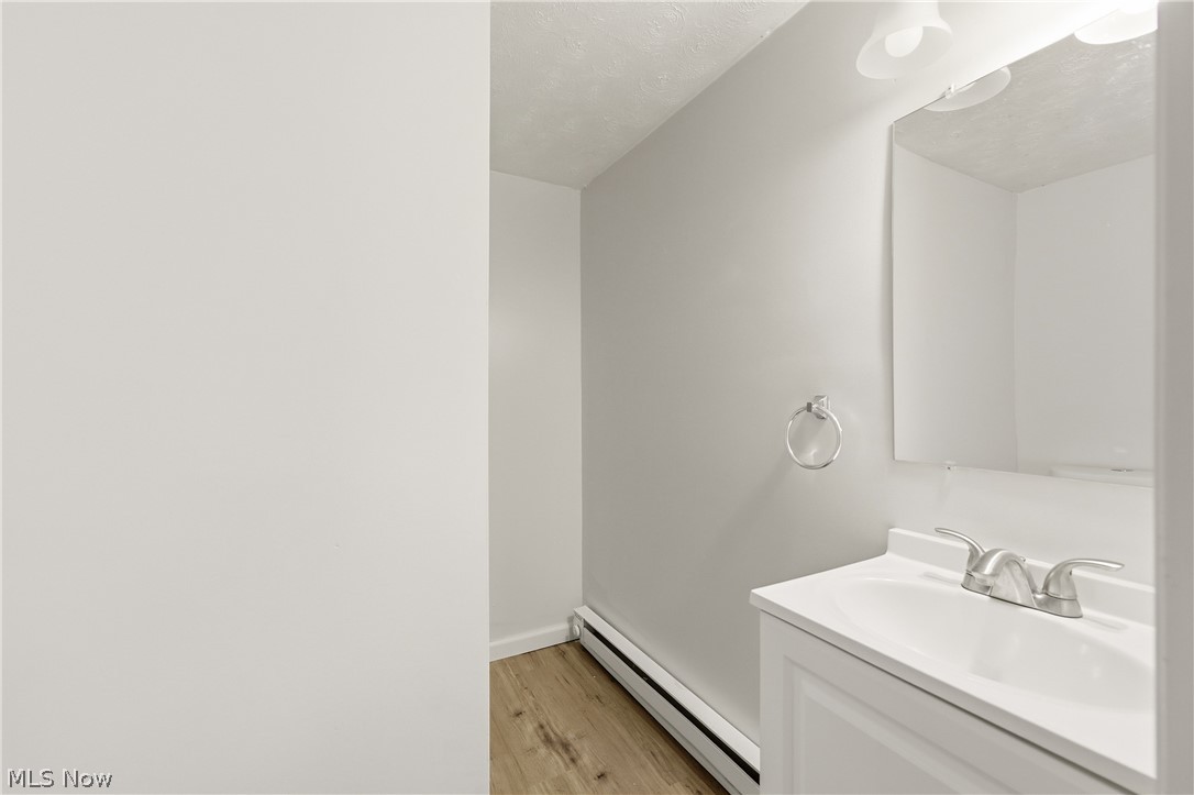3810 Highland Road Cleveland OH 44111
