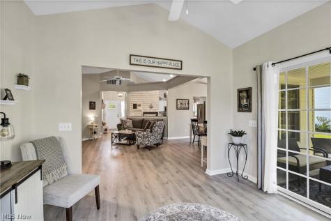 39282 Camelot Way Avon OH 44011