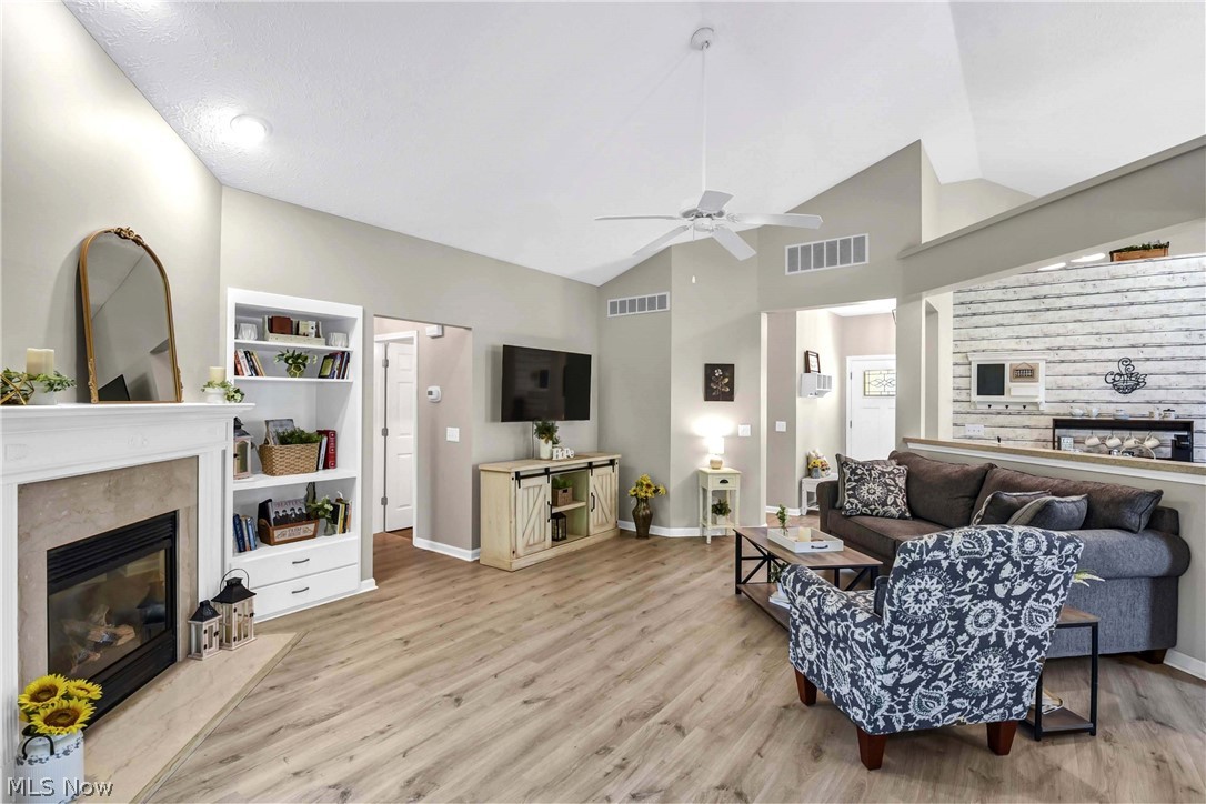 39282 Camelot Way Avon OH 44011