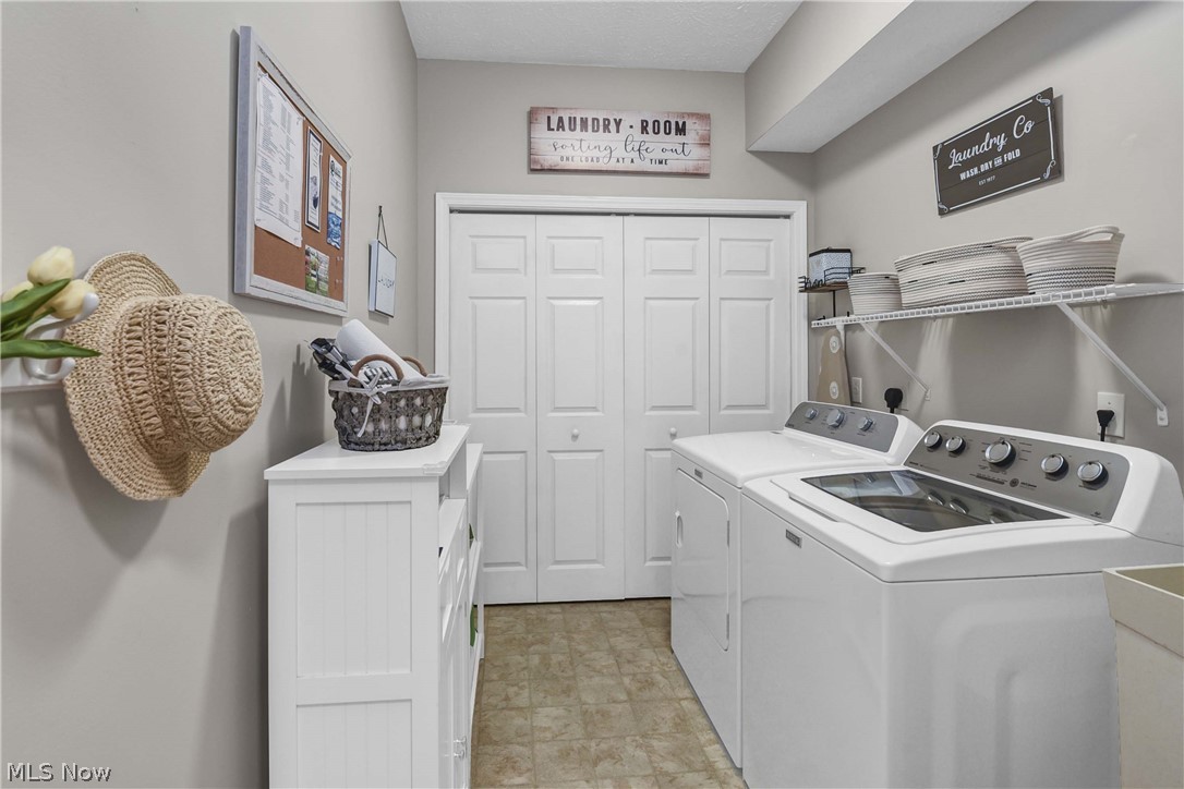 39282 Camelot Way Avon OH 44011
