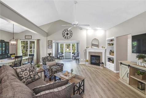 39282 Camelot Way Avon OH 44011