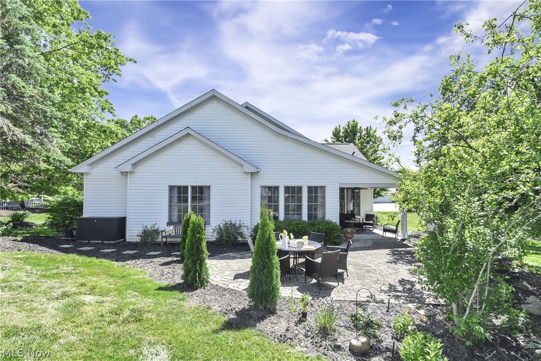 39282 Camelot Way Avon OH 44011