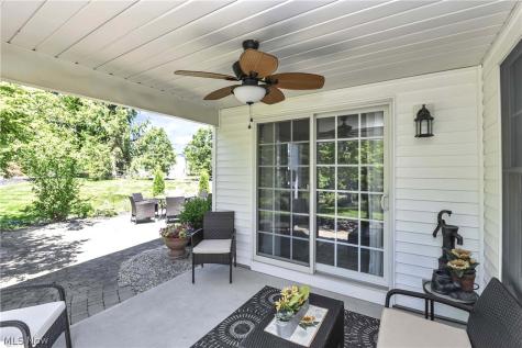 39282 Camelot Way Avon OH 44011