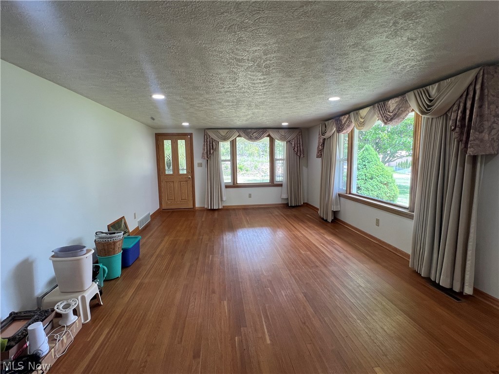 1099 Steubenville Road SE Carrollton OH 44615