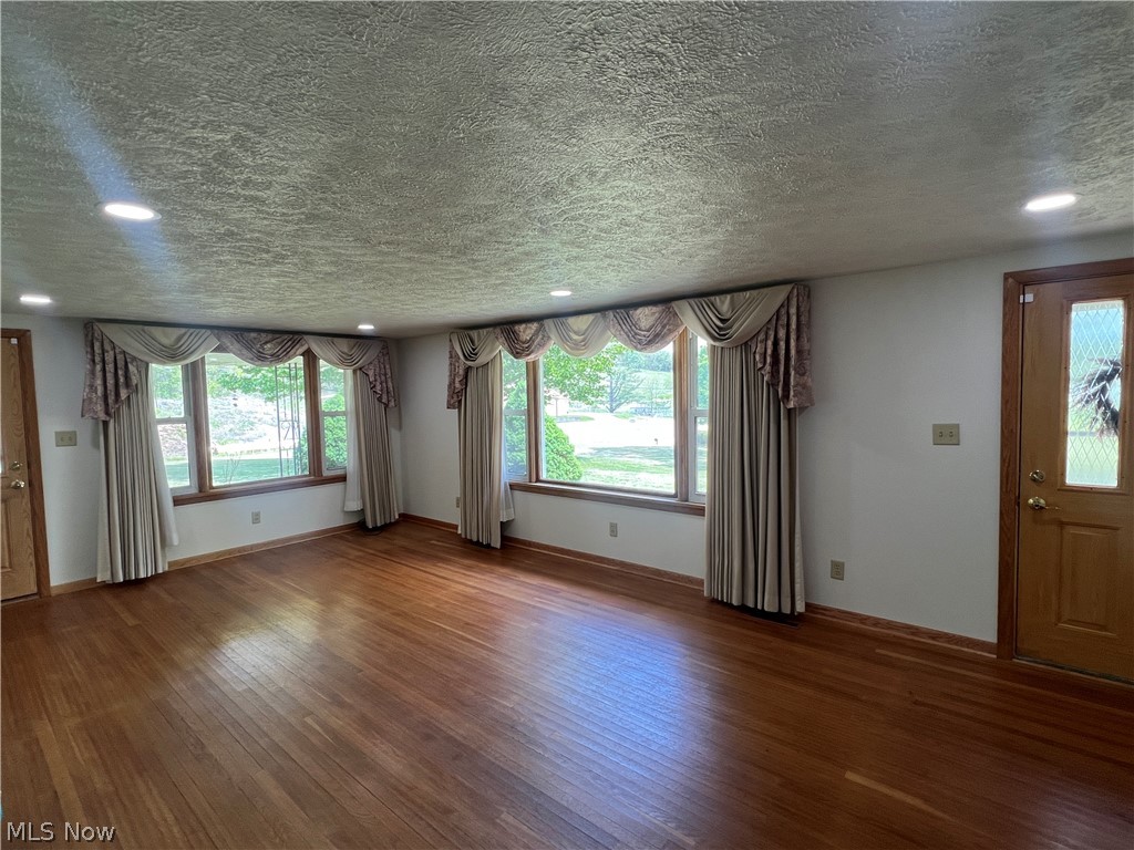 1099 Steubenville Road SE Carrollton OH 44615