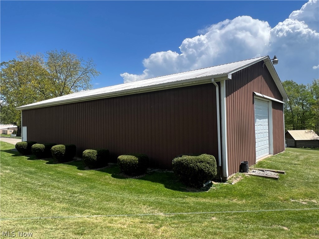 1099 Steubenville Road SE Carrollton OH 44615