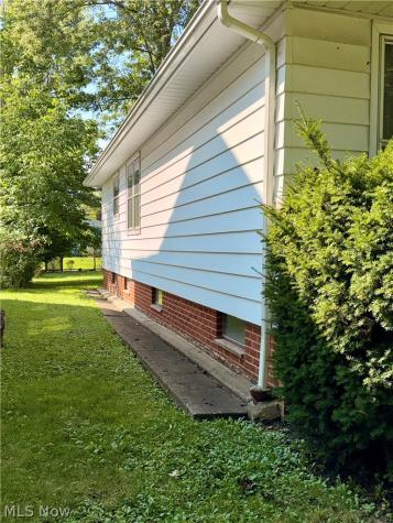 1754 Sunview Road Lyndhurst OH 44124