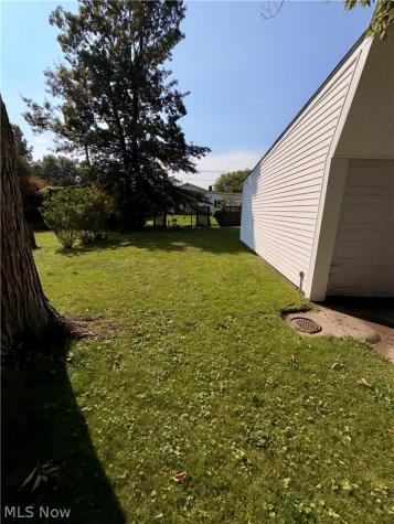 1754 Sunview Road Lyndhurst OH 44124