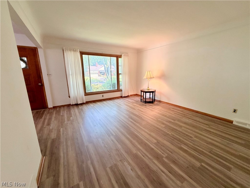1754 Sunview Road Lyndhurst OH 44124