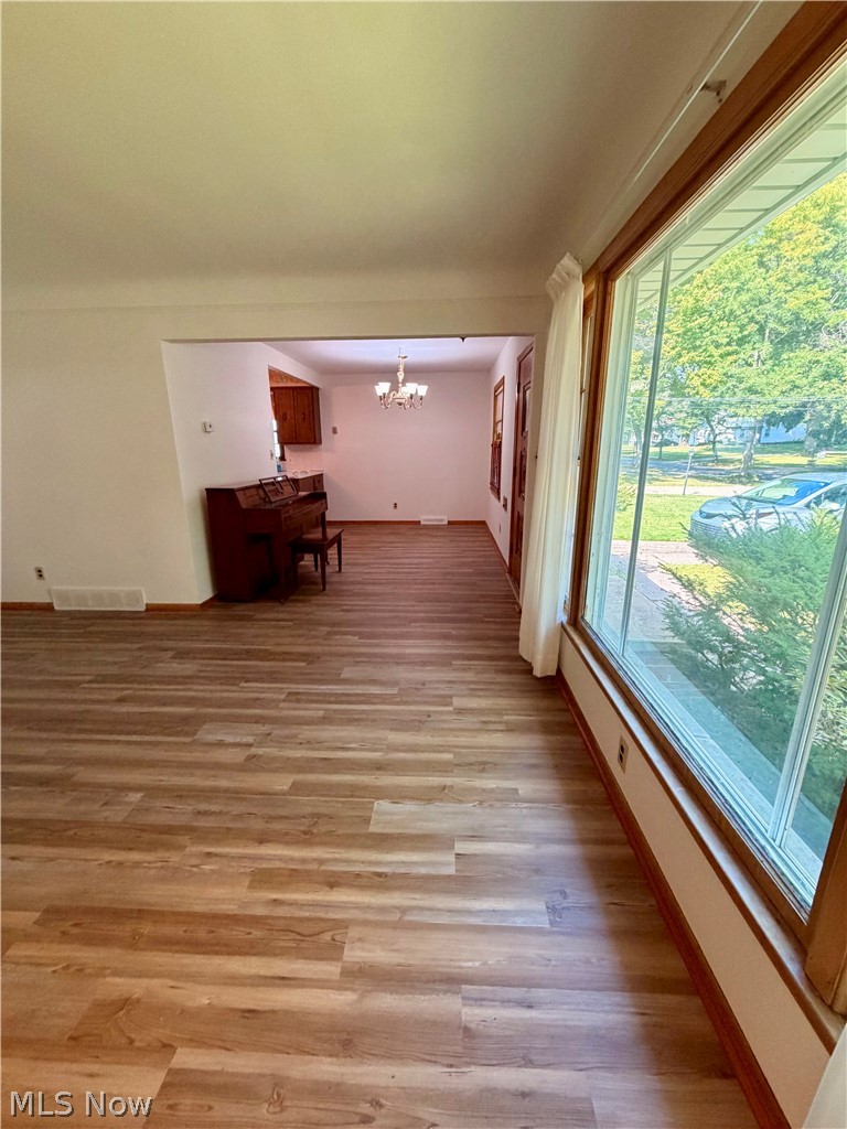 1754 Sunview Road Lyndhurst OH 44124